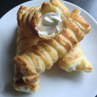 CREAM ROLLS 220G